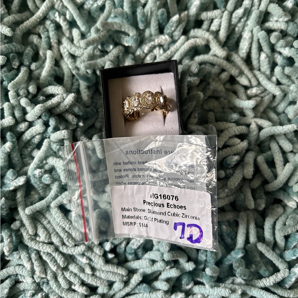Bomb Party Ring : Precious Echos